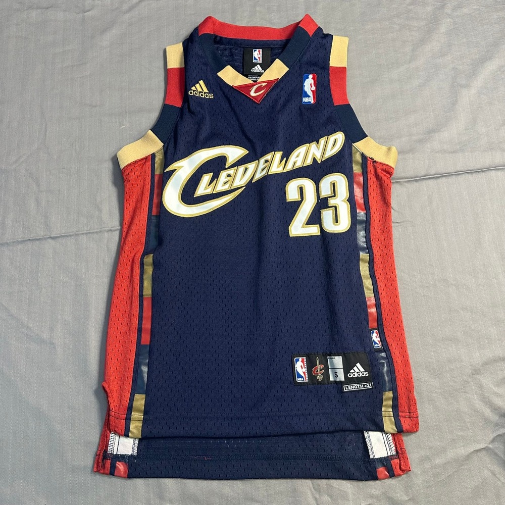 Adidas LeBron James Cleveland Cavaliers Youth Jersey Navy Blue 23 Small NBA